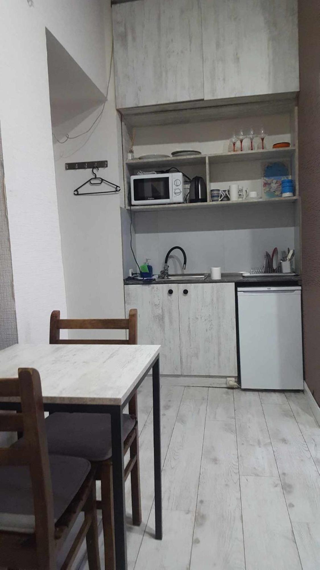 Nino'S Apartment In The Center Of Тбилиси Экстерьер фото