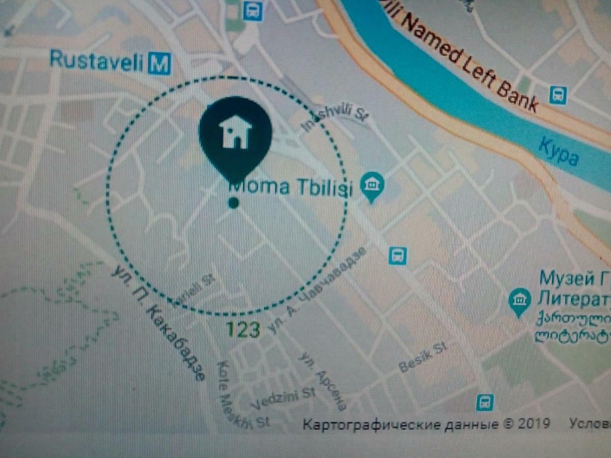 Nino'S Apartment In The Center Of Тбилиси Экстерьер фото